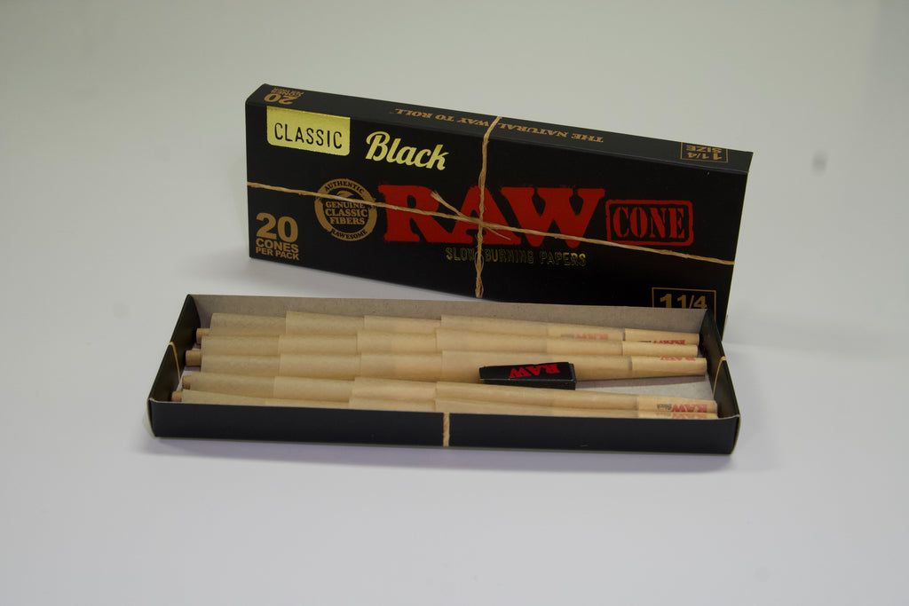 RAW Black Classic Cones 1¼ - 20 Pack